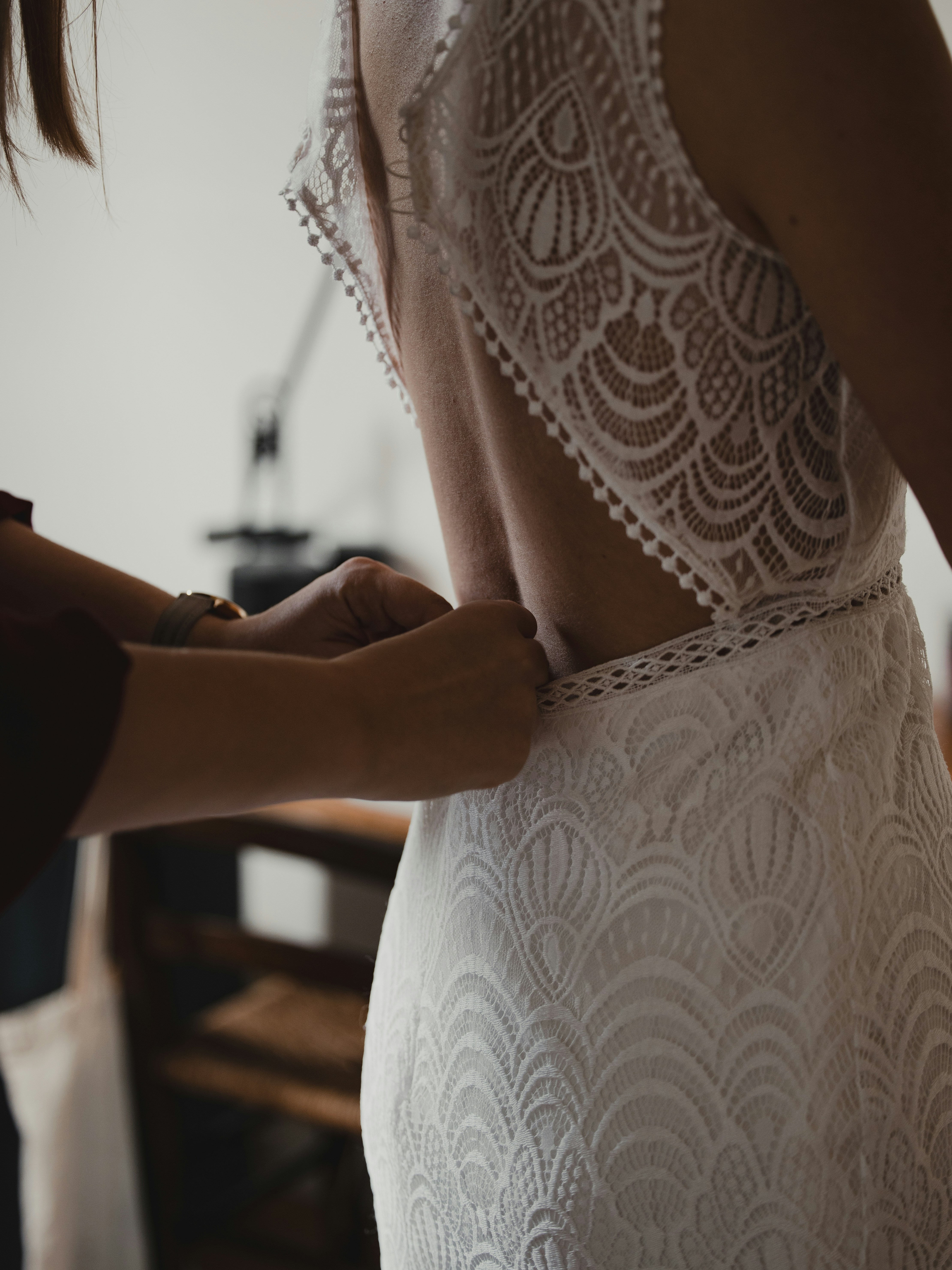 Primera prueba del vestido en el atelier